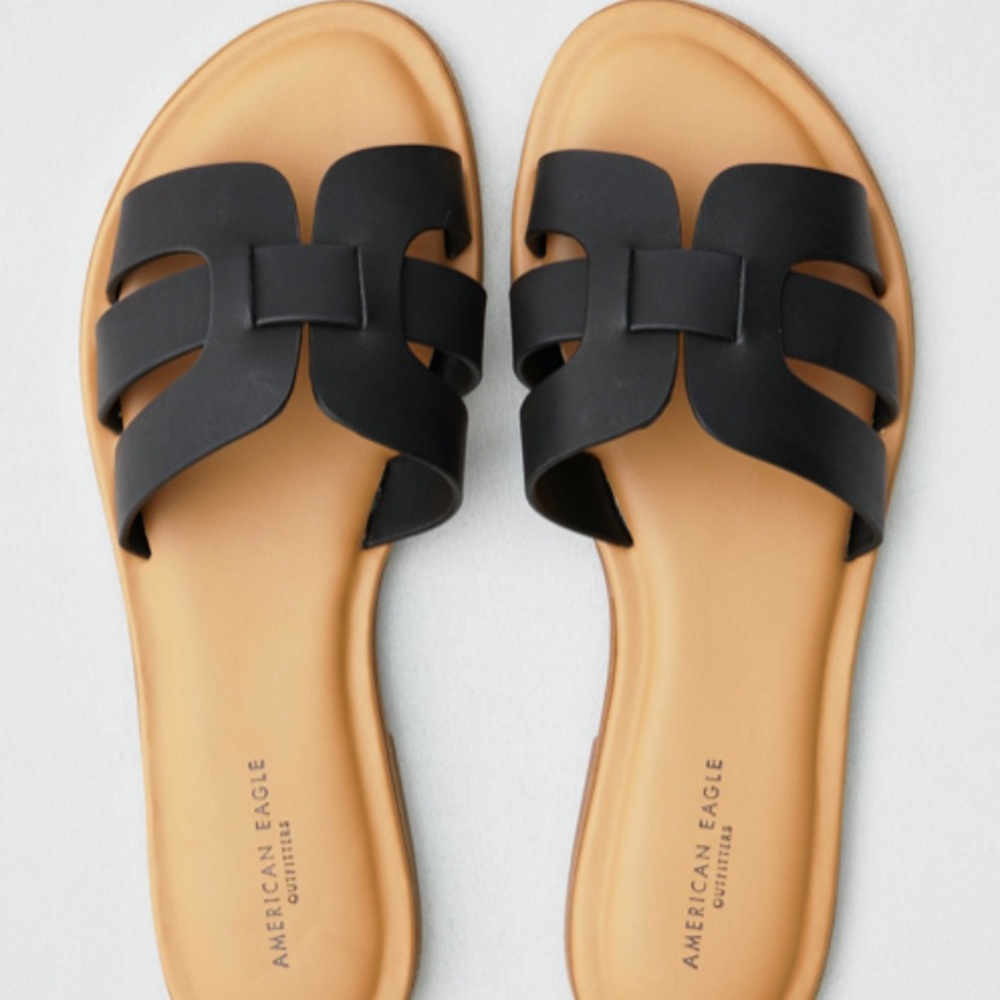 American Eagle sandals